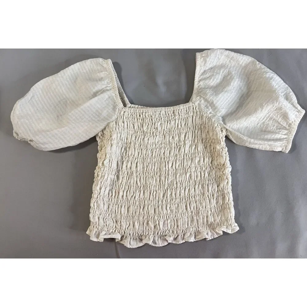 Old Navy Fitted Puff-Sleeve‎ Smocked Top Sz Medium Cream